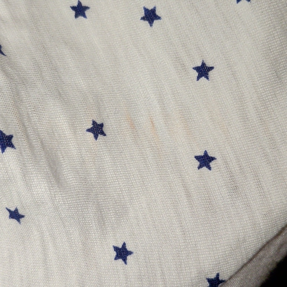 White Star Print V-Neck Women's Top - Picture 10 of 10